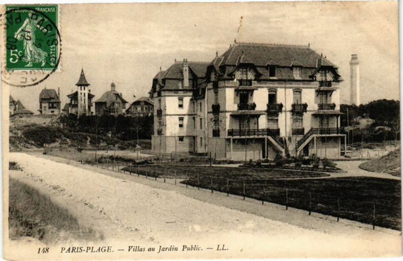 Carte postale ancienne Paris-Plage - Villas au Jardin Public