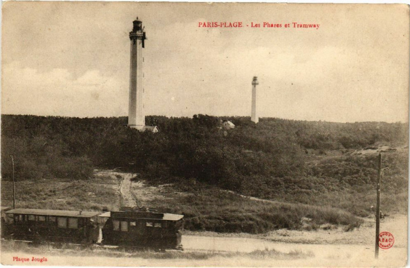 Carte postale ancienne Paris-Plage - Les Phares et Tramway