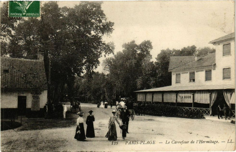 Carte postale ancienne Paris-Plage - Le Carrefour de l'Hermitage