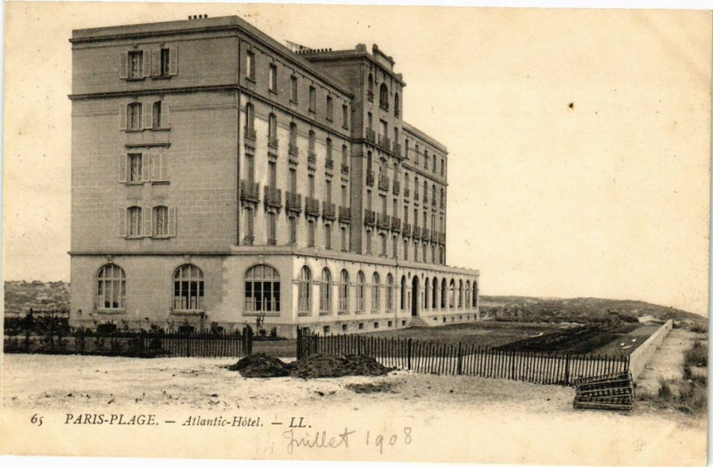 Carte postale ancienne Paris-Plage - Atlantic Hotel
