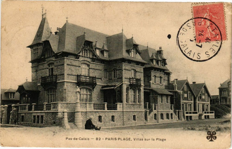 Carte postale ancienne Paris-Plage - Villas sur la Plage