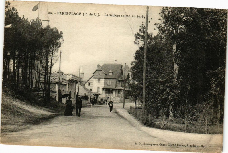 Carte postale ancienne Paris-Plage - Le village suisse en forét