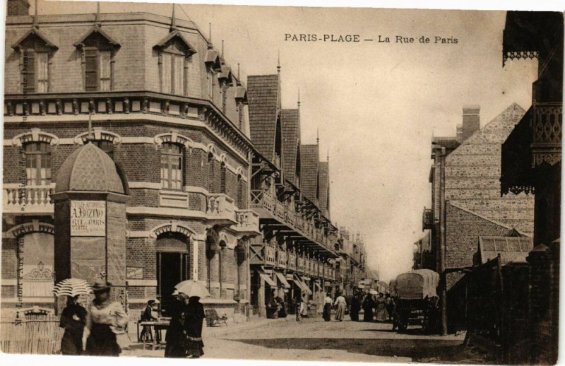 Carte postale ancienne Paris-Plage - La Rue de Paris