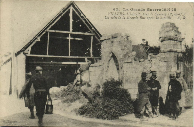 Carte postale ancienne La Grande Guere 1914-15 Villers-Au-Bois pres de Carency (P.-de-C) à Villers-au-Bois