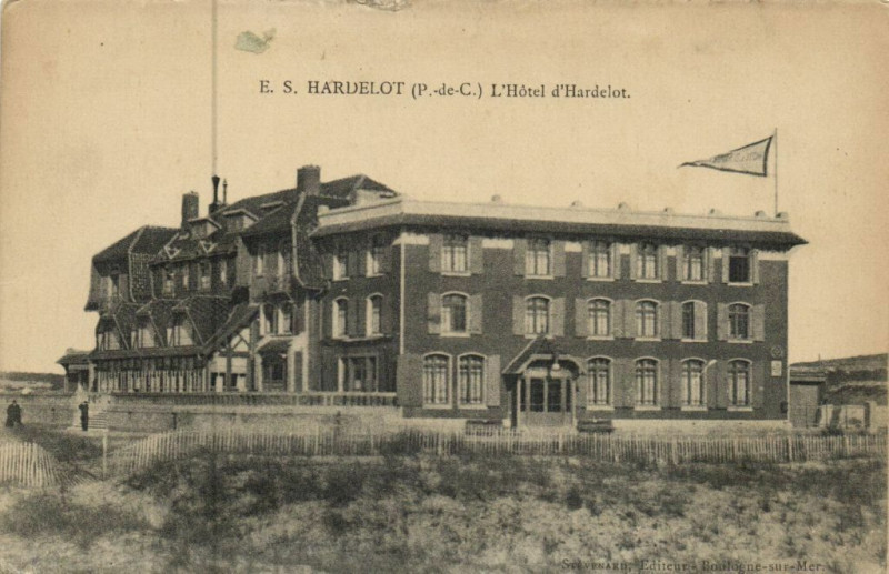 Carte postale ancienne Hardelot - L'Hotel d'Hardelot
