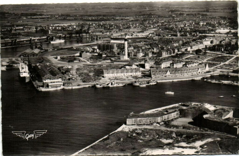 Carte postale ancienne Calais à Calais
