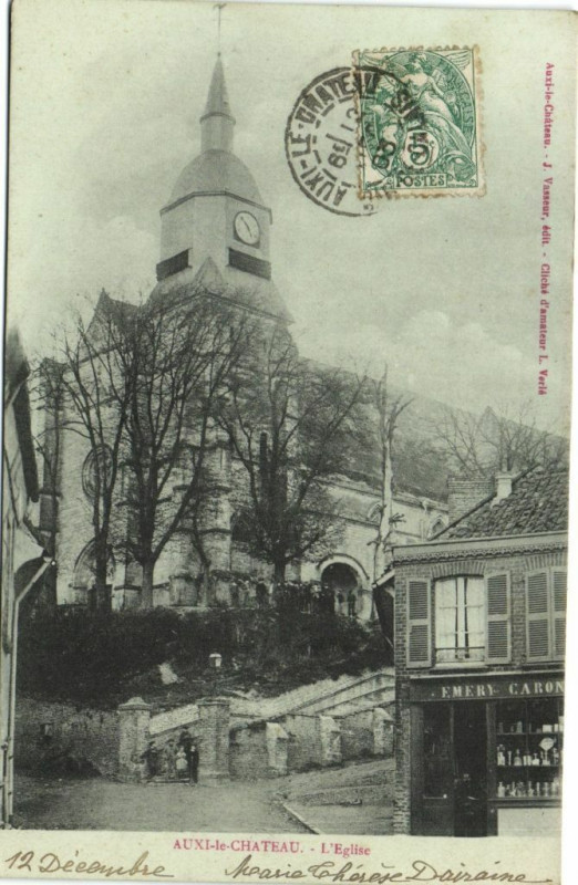 Carte postale ancienne Auxi-le-Chateau - L'Eglise à Auxi-le-Château