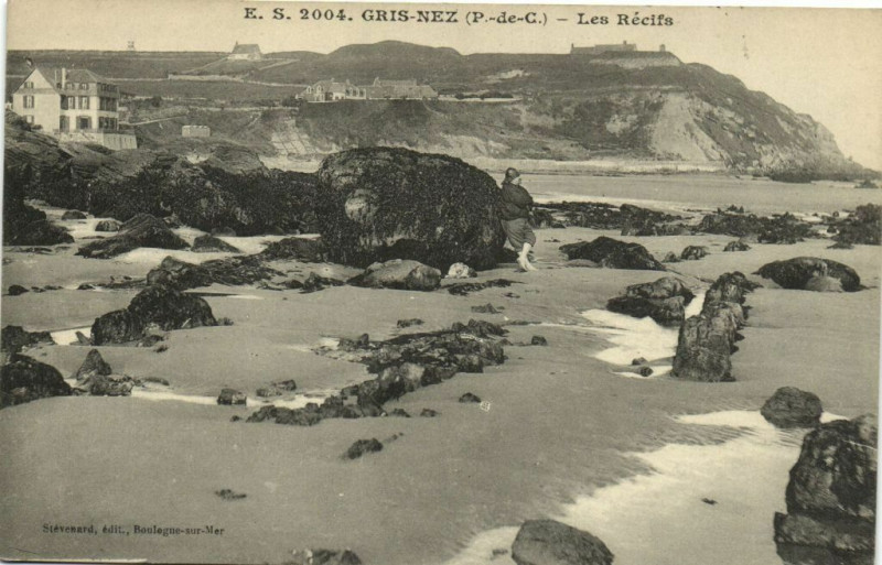 Carte postale ancienne Gris-Nez - Les Récifs