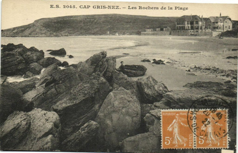 Carte postale ancienne Cap Gris-Nez - Les Rochers de la Plage