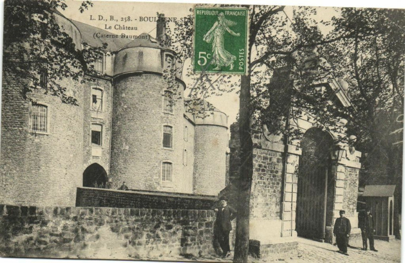 Carte postale ancienne Boulogne-Le Chateau