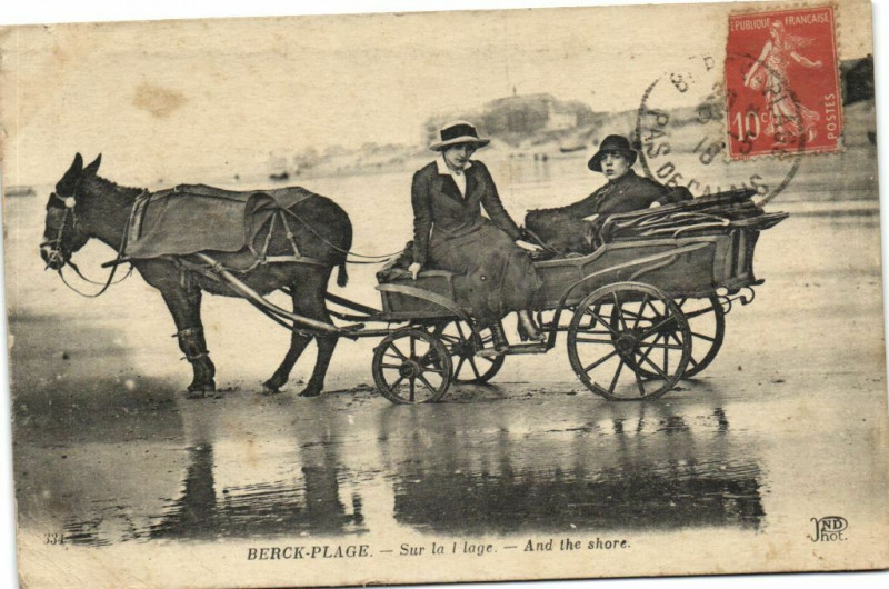 Carte postale ancienne Berck-Plage - Sur la l lage à Berck