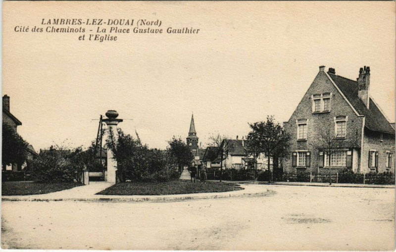 Carte postale ancienne LLambres-lez-Douai - Cite des Cheminots à Douai
