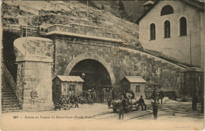 Carte postale ancienne Entrée du Tunnel du Mont-Cenis