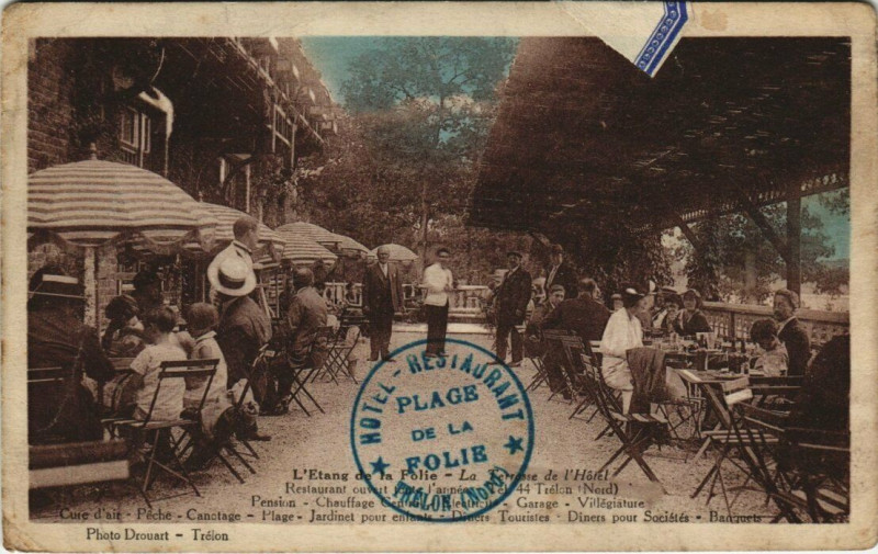 Carte postale ancienne L'Etang de la Folie - La Terrasse de l'Hotel