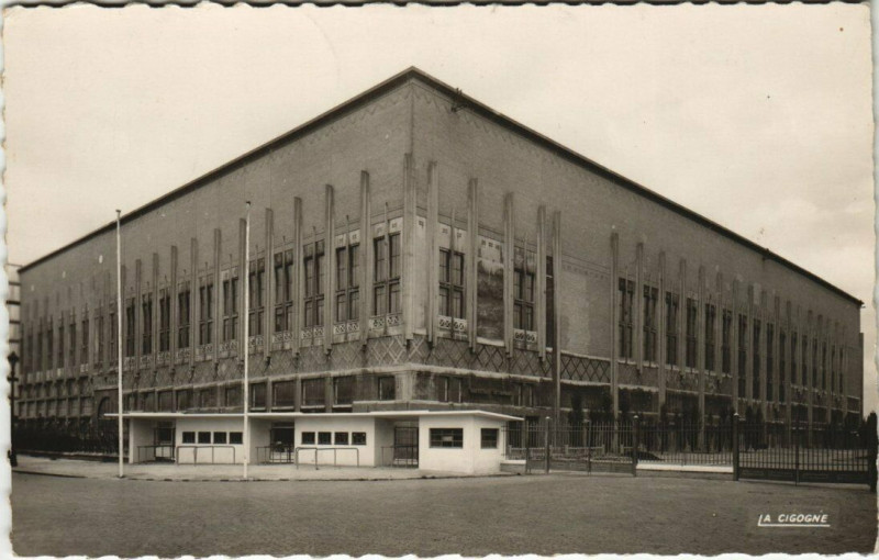Carte postale ancienne Lille - Hall de l'Expo à Lille