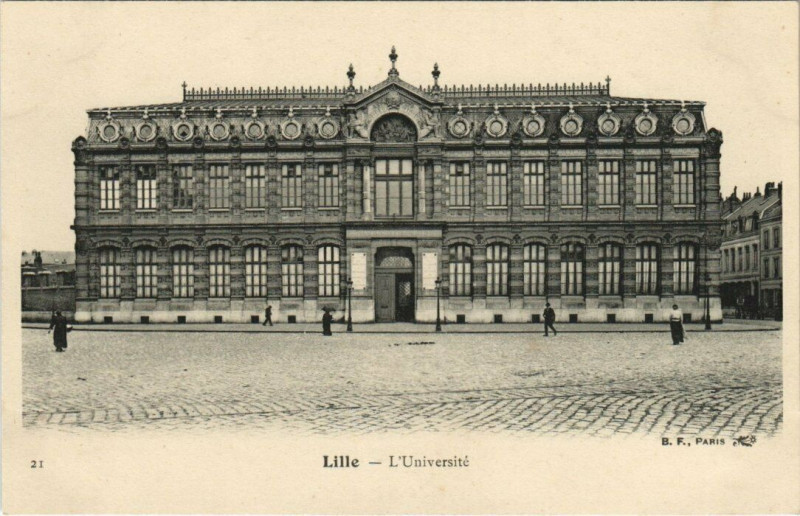 Carte postale ancienne Lille - L'Universite à Lille