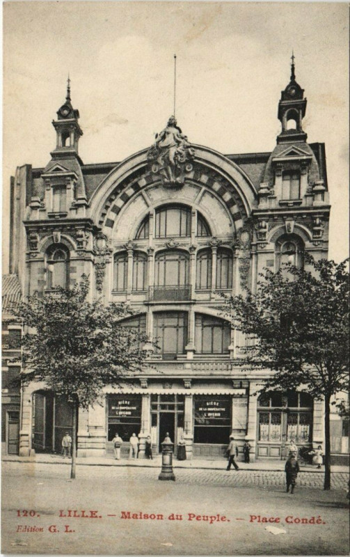 Carte postale ancienne Lille - Maison du Peuple à Lille
