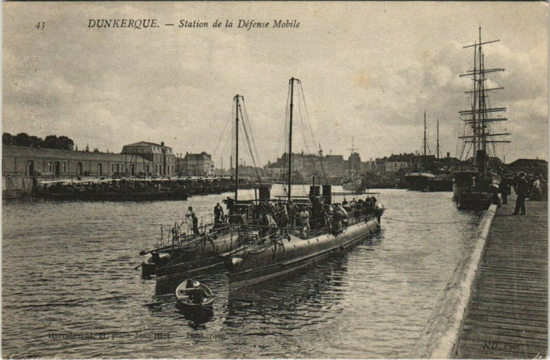 Carte postale ancienne Dunkerque - Station de la Defense Mobile à Dunkerque