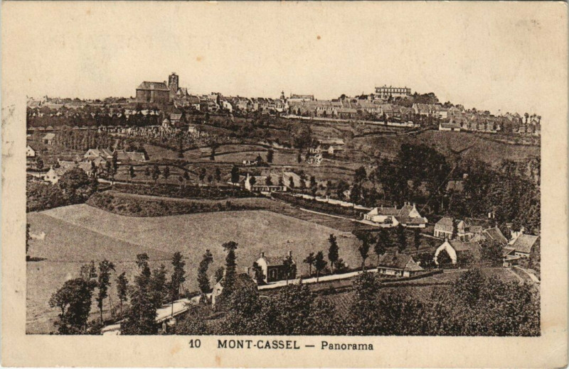 Carte postale ancienne Mont-Cassel - Panorama à Cassel