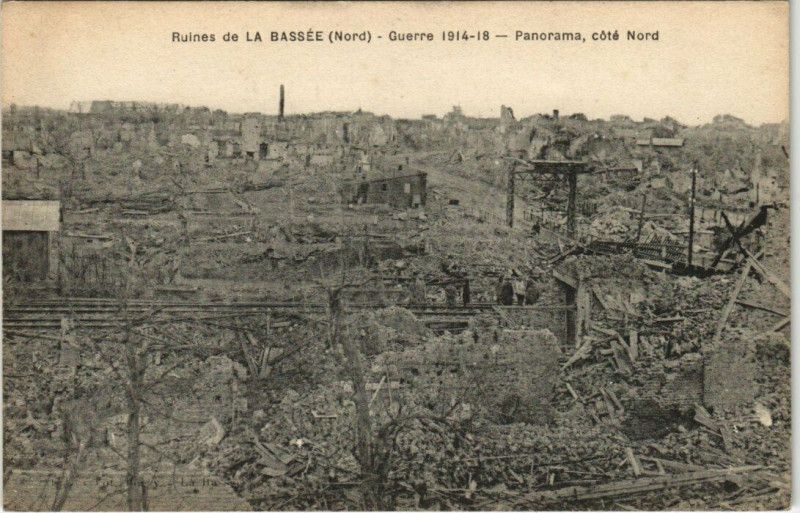 Carte postale ancienne Ruines de La Bassee