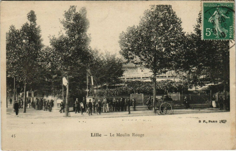 Carte postale ancienne Lille - Le Moulin Rouge à Lille