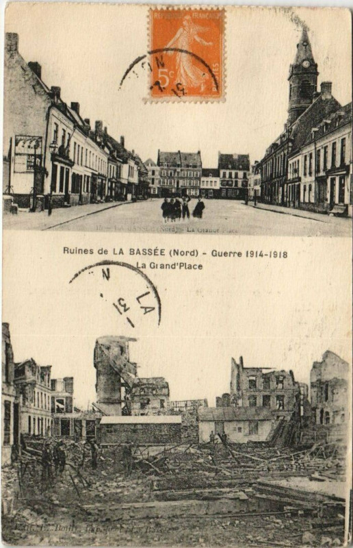 Carte postale ancienne Ruines de La Bassee - La Grand Place