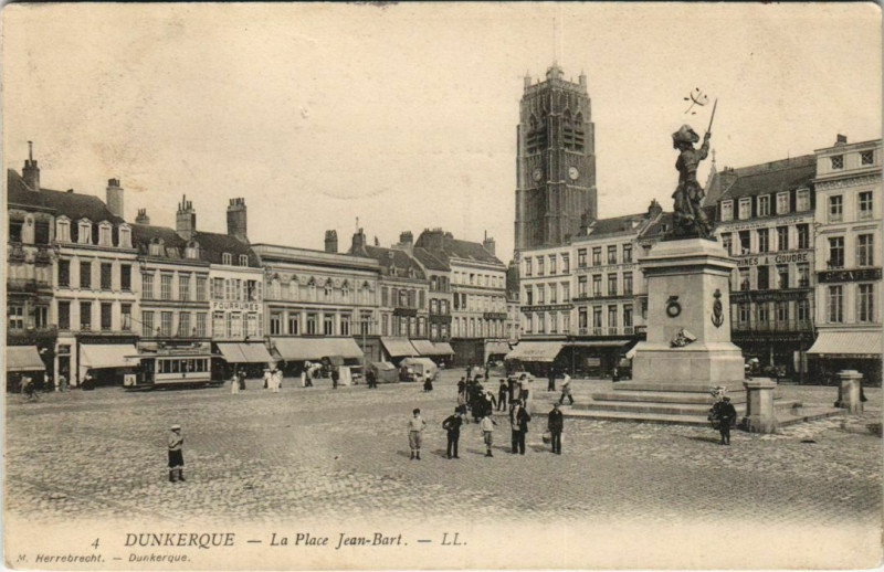 Carte postale ancienne Dunkerque - La Place Jean-Bart à Dunkerque
