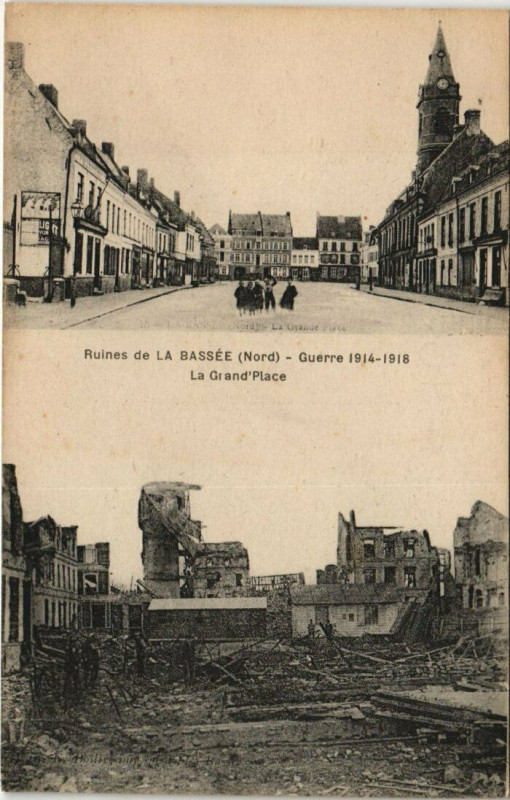 Carte postale ancienne Ruines de La Bassee - La Grand Place