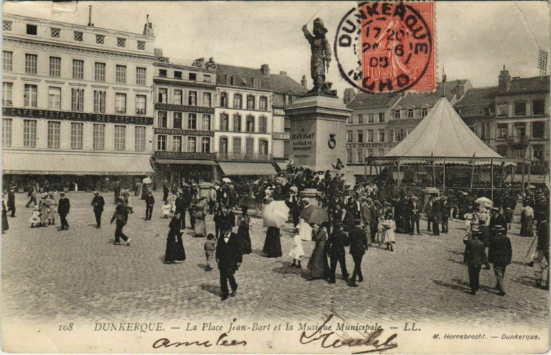 Carte postale ancienne Dunkerque - La Place Jean-Bart à Dunkerque