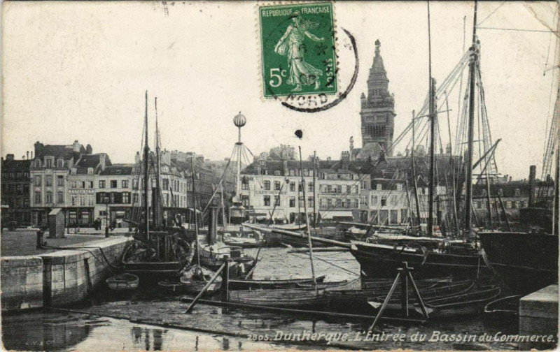 Carte postale ancienne Dunkerque - L'Entrée du Bassin à Dunkerque