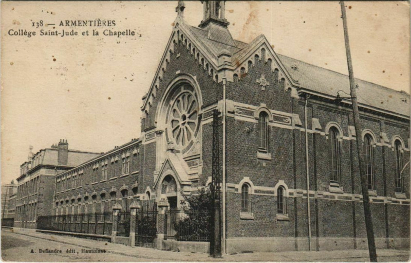 Carte postale ancienne Armentieres - College Saint-Jude et la Chapelle à Armentières