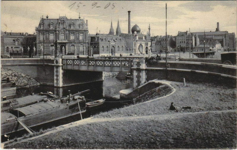 Carte postale ancienne Dunkerque - La sous Prefecture à Dunkerque