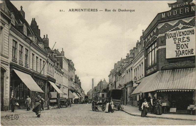 Carte postale ancienne Armentieres - Rue de Dunkerque à Armentières