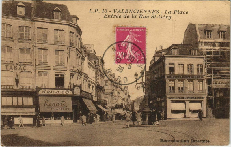 Carte postale ancienne Valenciennes - La Place Entrée de la Rue Saint-Gery à Valenciennes