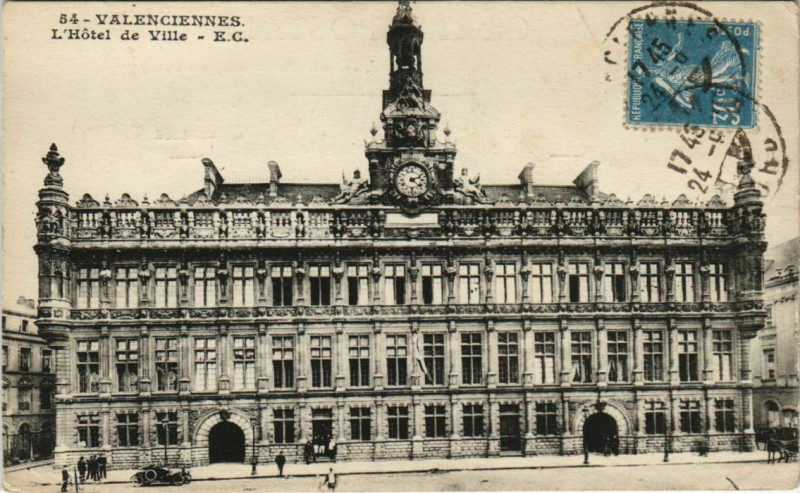 Carte postale ancienne Valenciennes - L'Hotel de Ville à Valenciennes