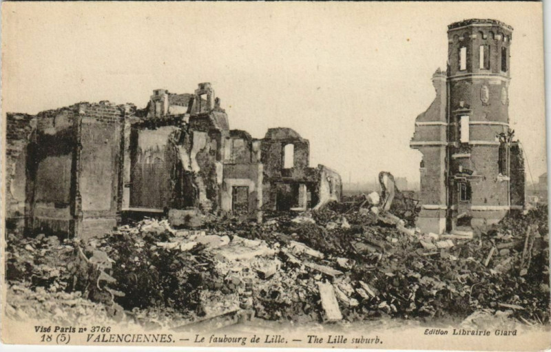 Carte postale ancienne Valenciennes - Le Faubourg de Lille à Valenciennes