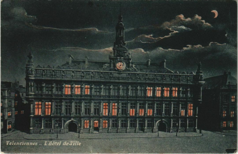 Carte postale ancienne Valenciennes - L'Hotel de Ville à Valenciennes