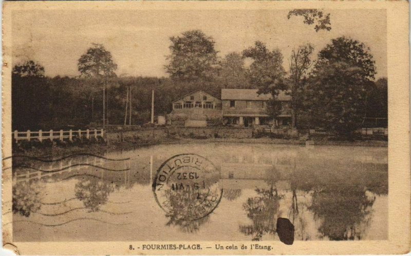 Carte postale ancienne Fourmies-Plage - Un coin de l'Etang à Fourmies