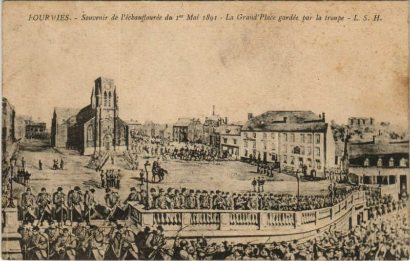 Carte postale ancienne Fourmies - La Grand Place à Fourmies