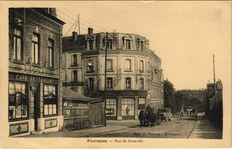 Carte postale ancienne Fourmies - Rue de Grenoble à Fourmies