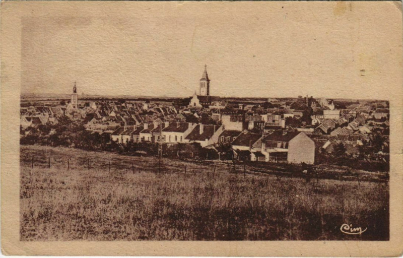 Carte postale ancienne Le Cateau - Vue générale