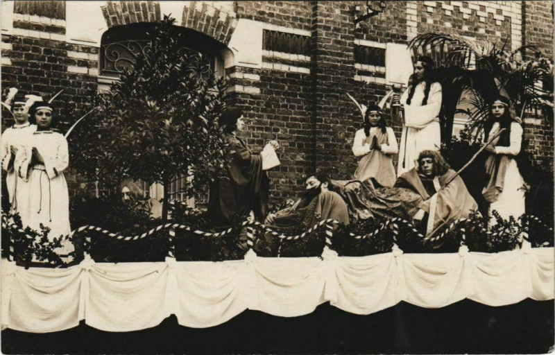 Carte postale ancienne Fetes carte photo