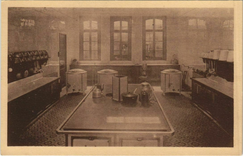 Carte postale ancienne Haubourdin - Cuisine à Haubourdin