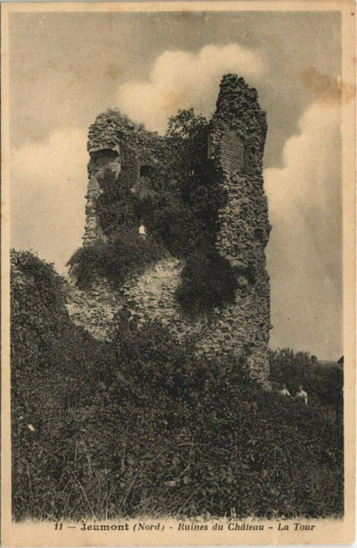 Carte postale ancienne Jeumont - Ruines du Chateau à Jeumont