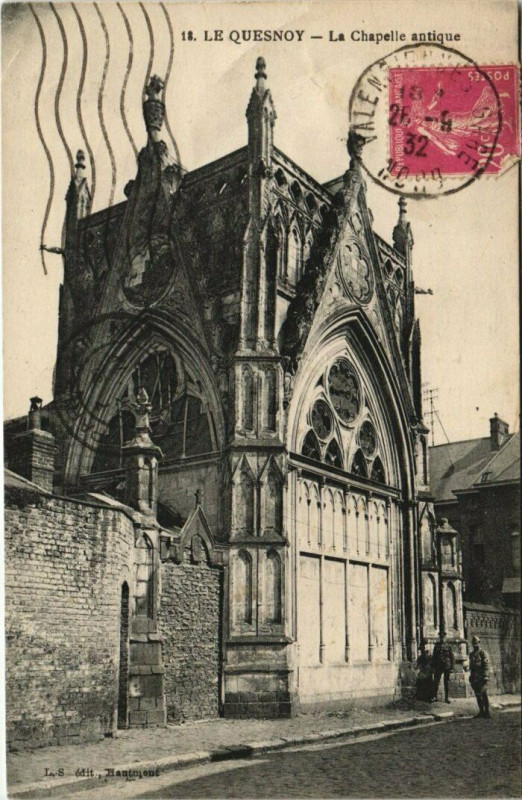 Carte postale ancienne Le Quesnoy - La Chapelle antique au Quesnoy