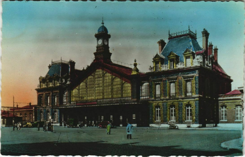 Carte postale ancienne Roubaix - La Gare à Roubaix