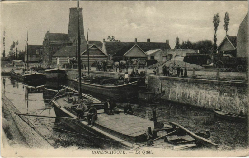 Carte postale ancienne Hondschoote - Le Quai à Hondschoote