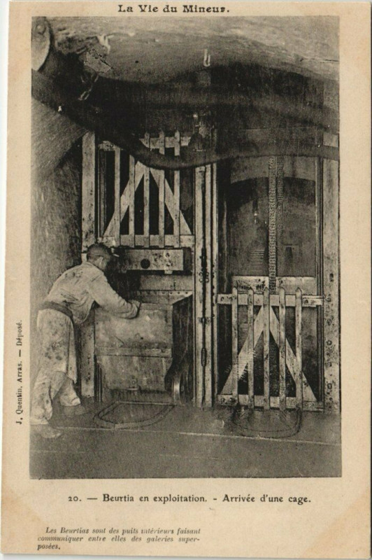 Carte postale ancienne Beurtia en exploitation Arrivée d'une cage