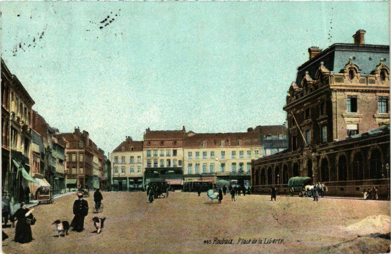 Carte postale ancienne Nord Roubaix Place de la Liberté à Roubaix
