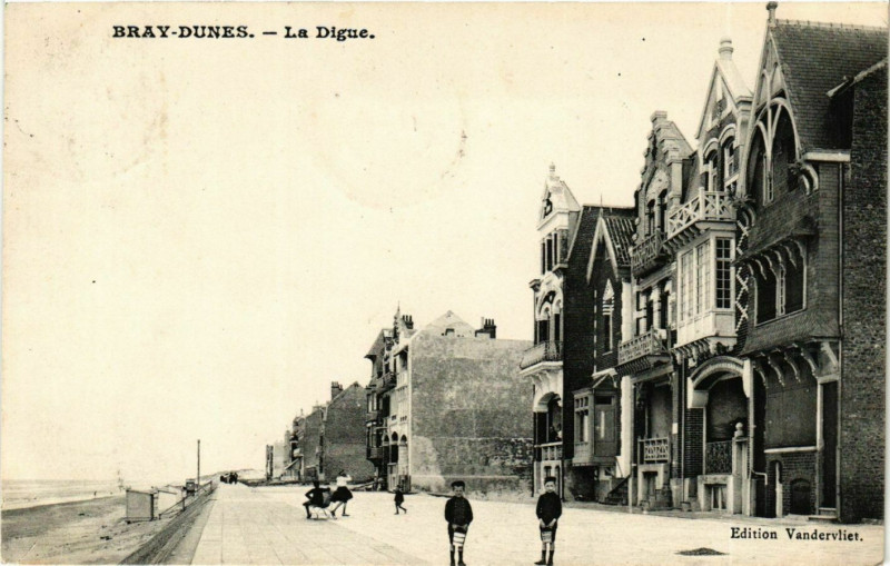 Carte postale ancienne Nord Bray-Dunes La Digue à Bray-Dunes